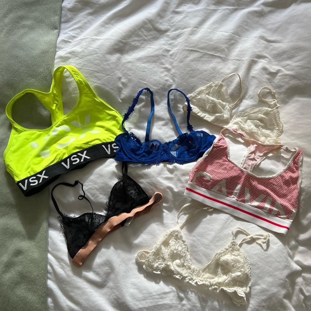 Bralettes/Sports Bras